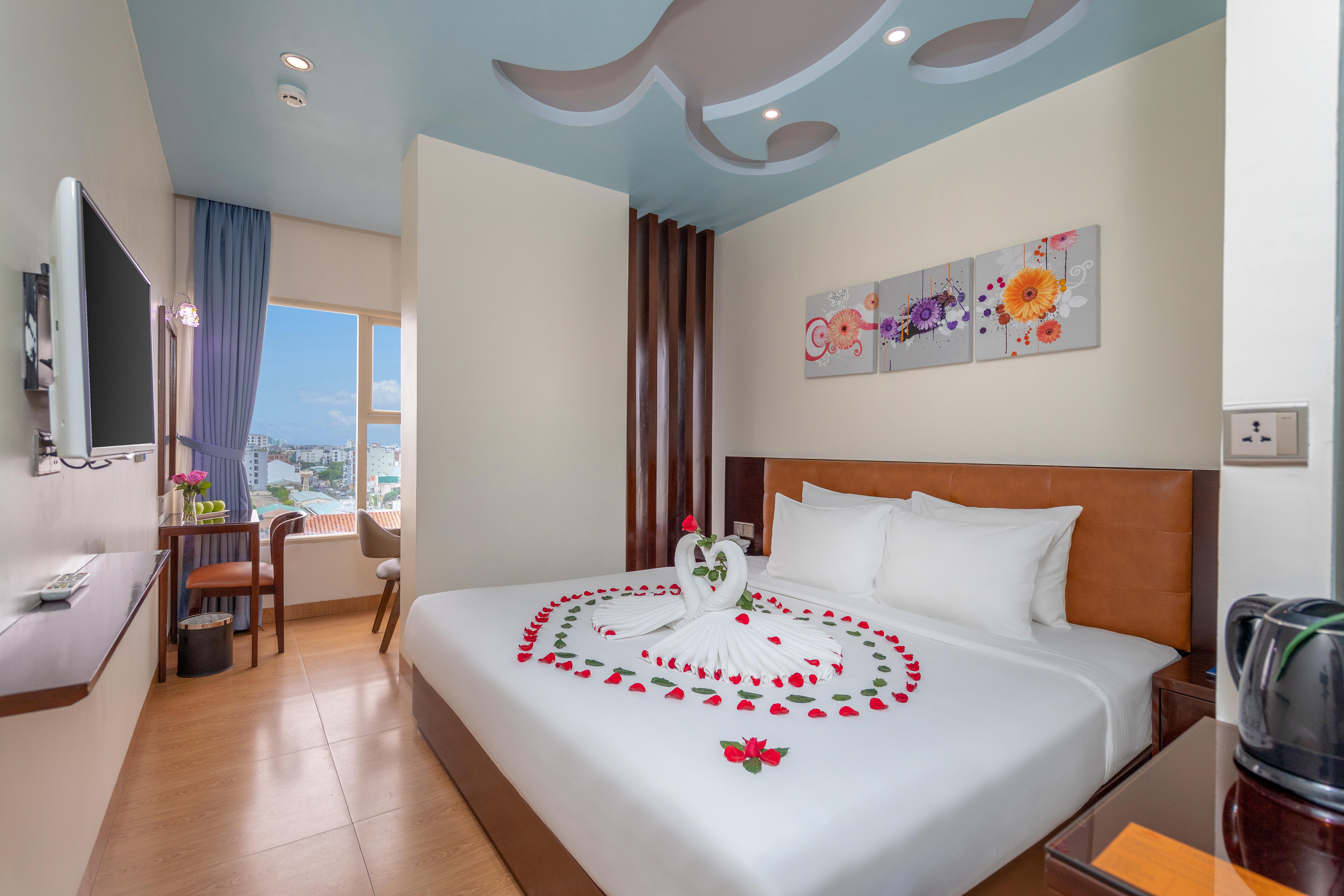 Fivitel King Khách sạn 4*